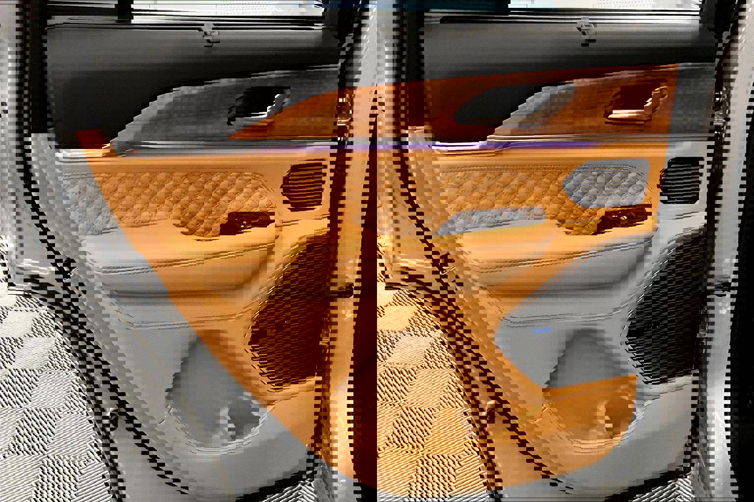 Used 2024 Jeep Grand Cherokee Summit image 23