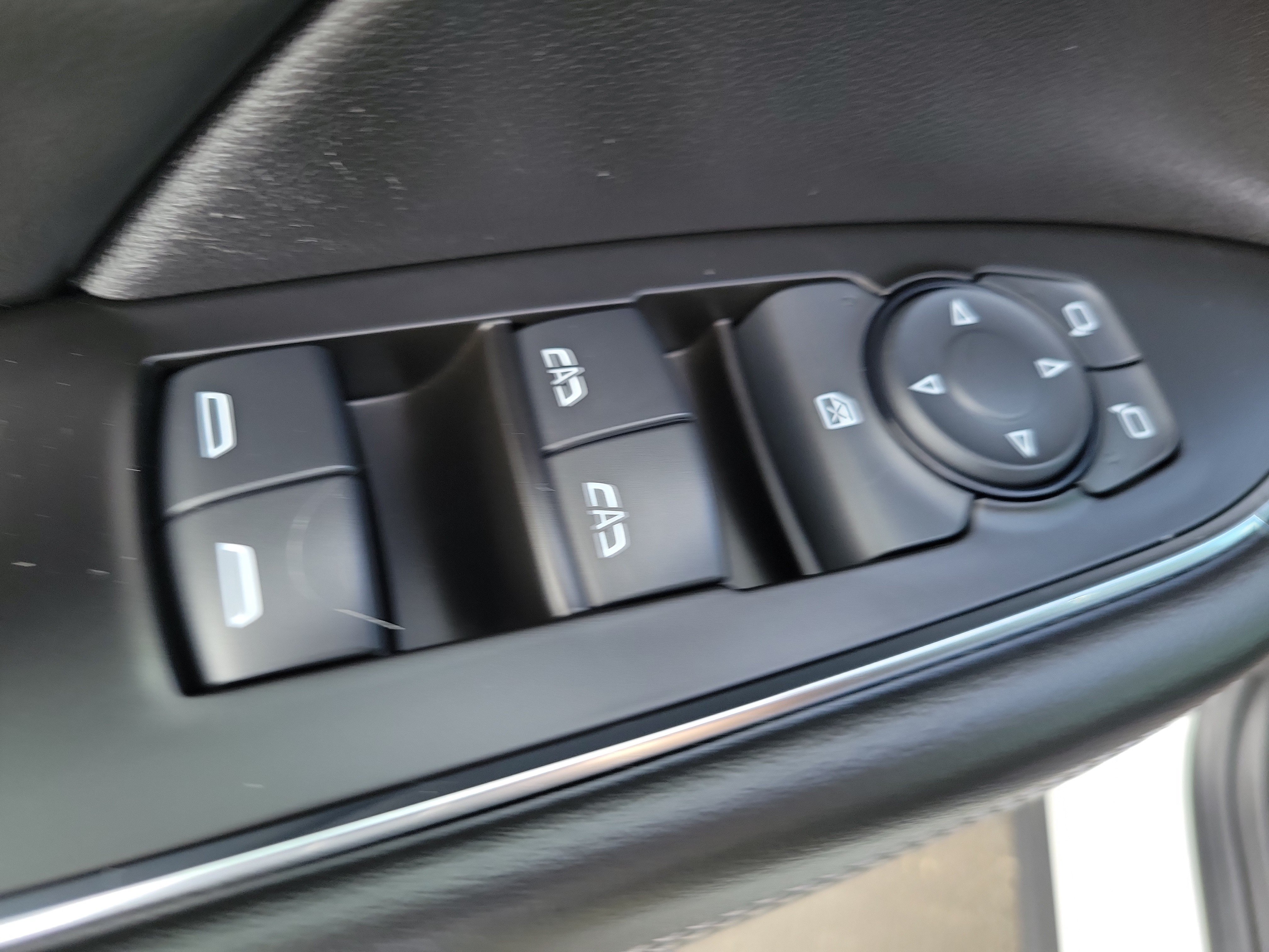 Used 2023 Buick Envision Essence w/ Sport Touring Package AWD/4WD image 20