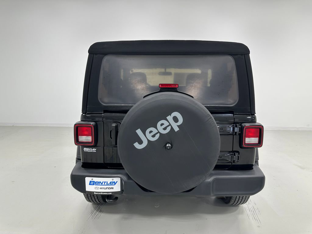 Used 2021 Jeep Wrangler Sport S image 4