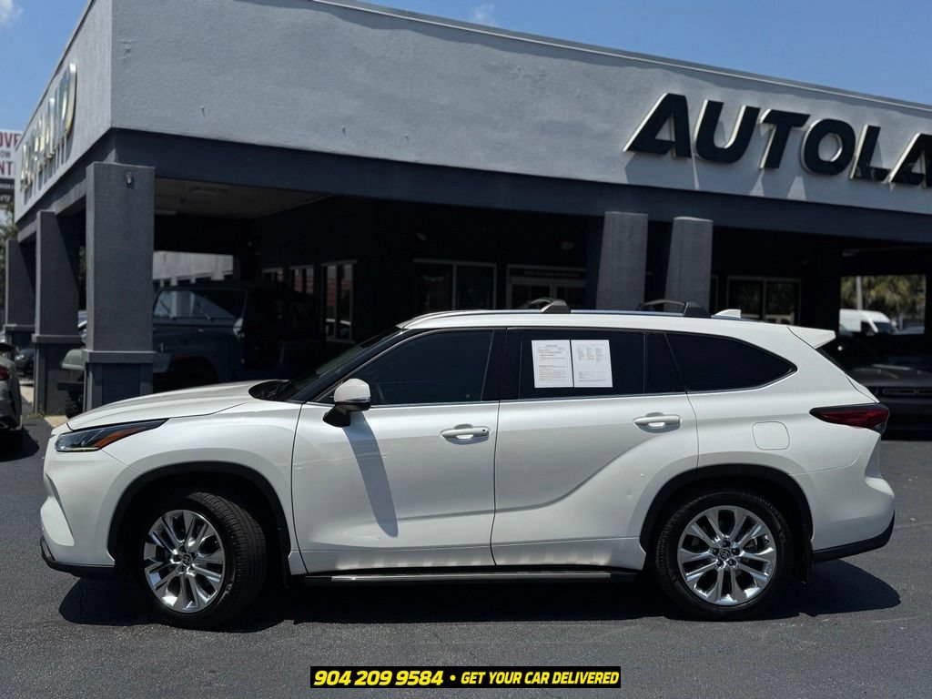 Used 2021 Toyota Highlander Limited FWD image 4