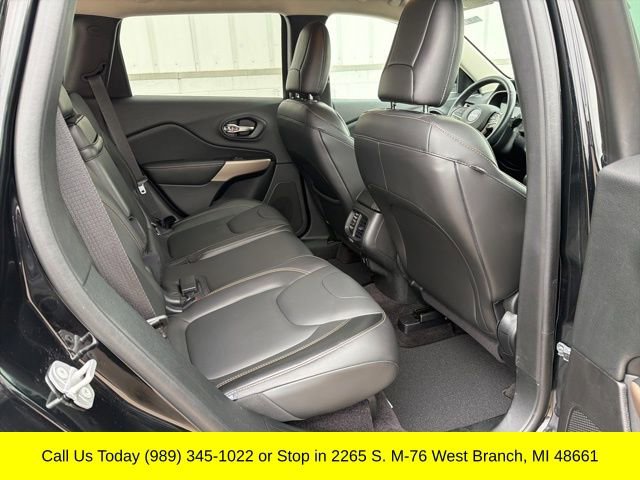 Used 2018 Jeep Cherokee Limited w/ Technology Group image 36