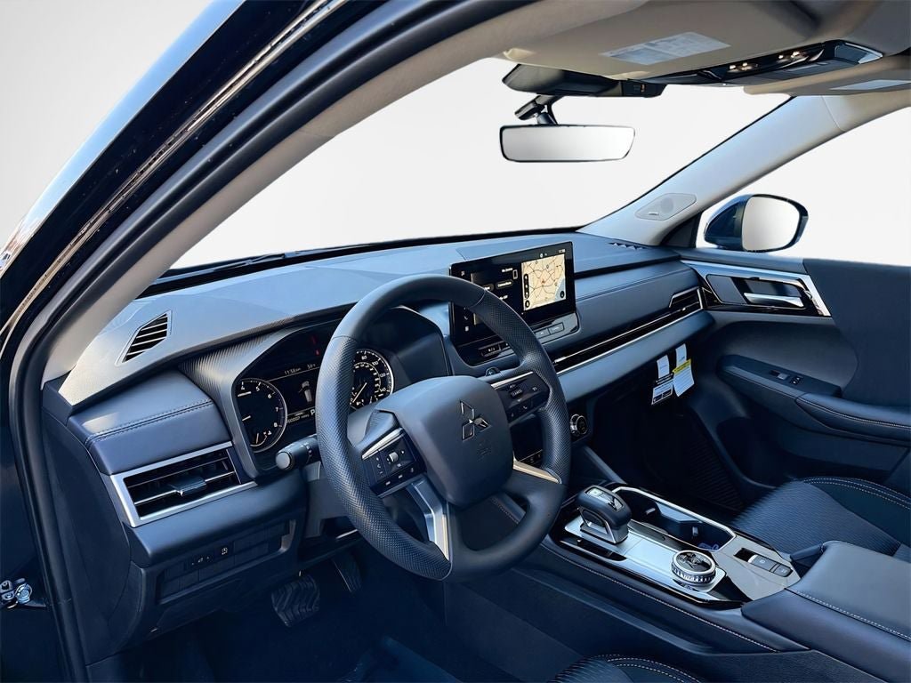 New 2026 Mitsubishi Outlander ES FWD image 10