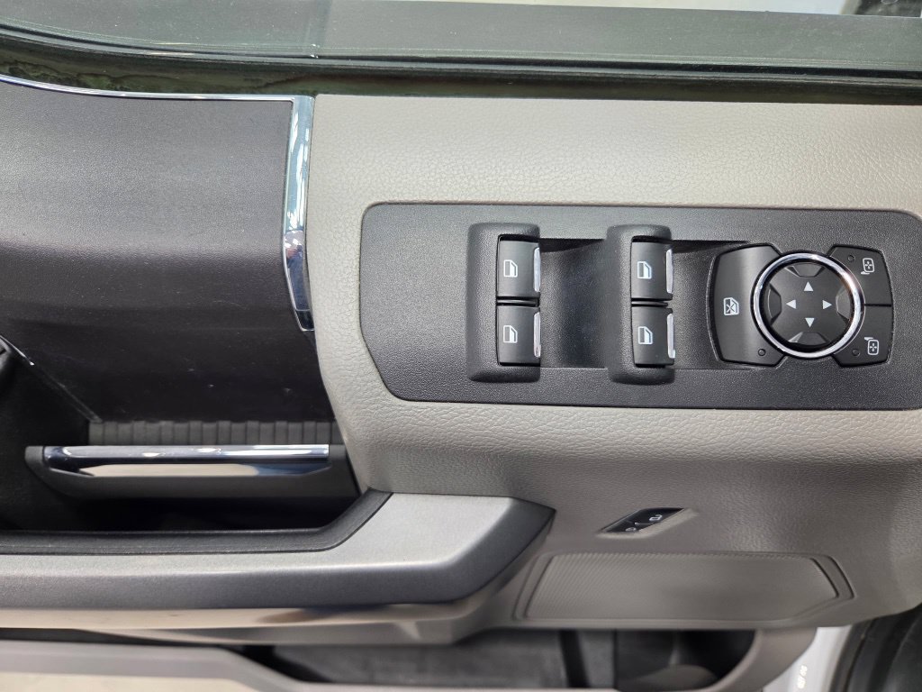 Used 2016 Ford F150 XLT AWD/4WD image 20