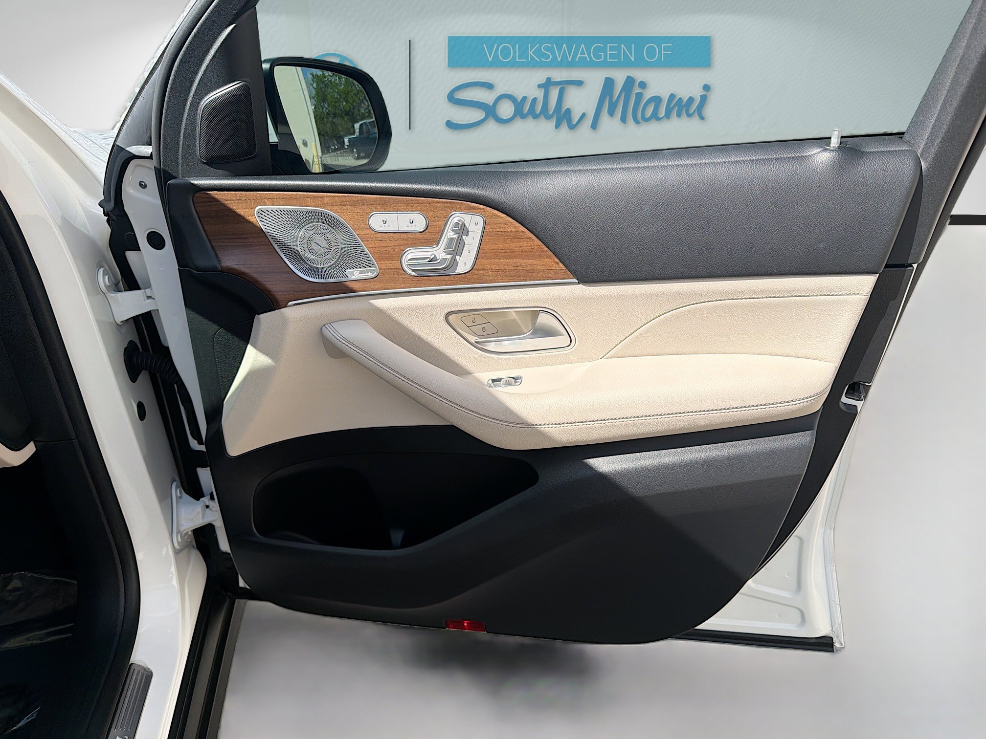 Used 2024 Mercedes-Benz GLE 450 4MATIC image 34