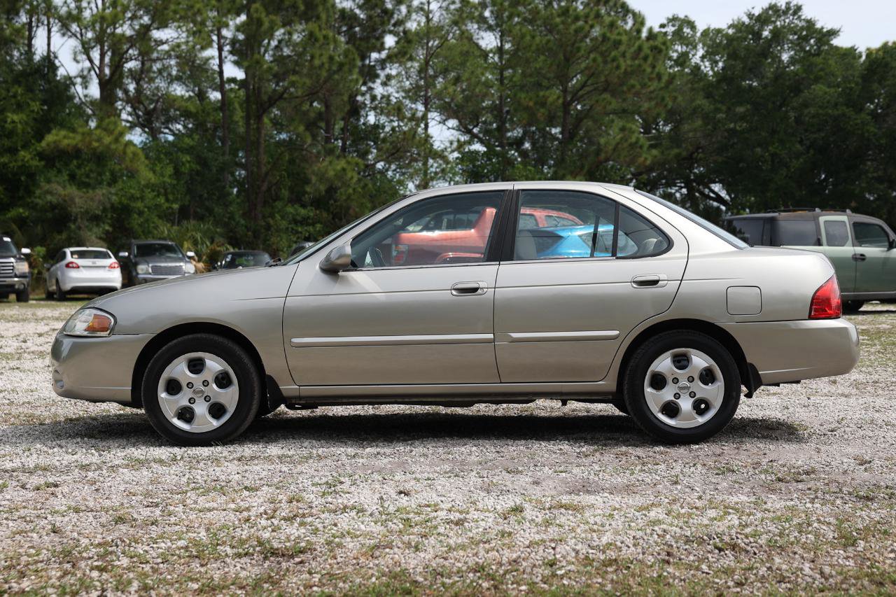 Used 2004 Nissan Sentra S FWD image 3