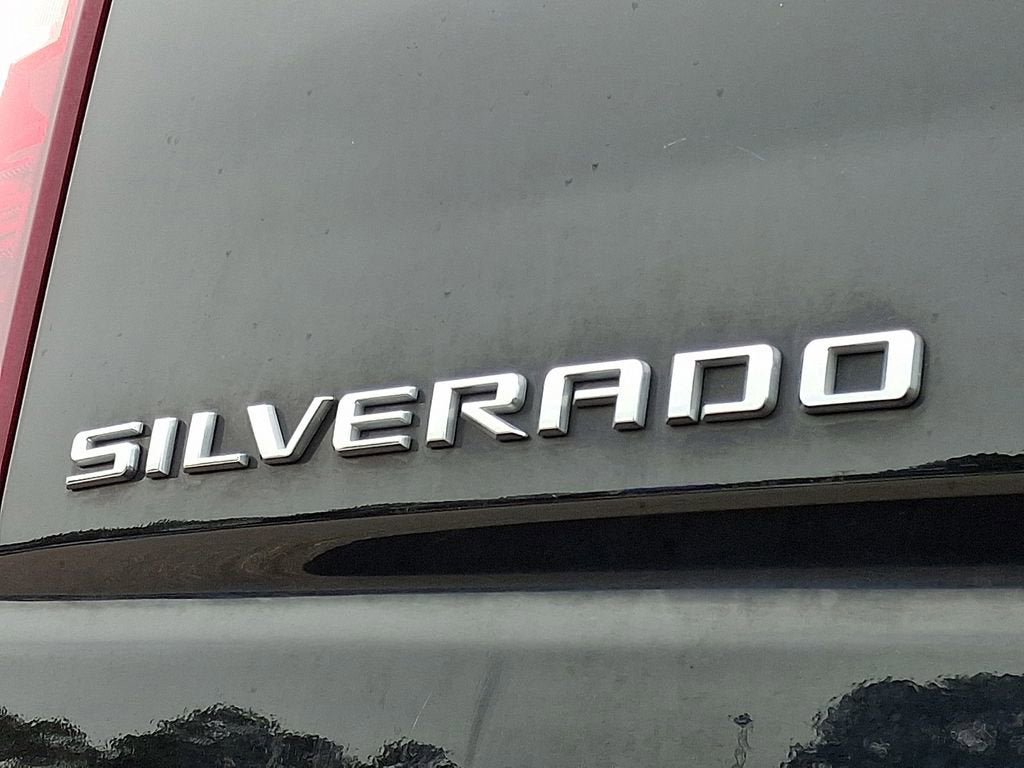 Used 2022 Chevrolet Silverado 2500 Custom w/ Custom Value Package AWD/4WD image 32
