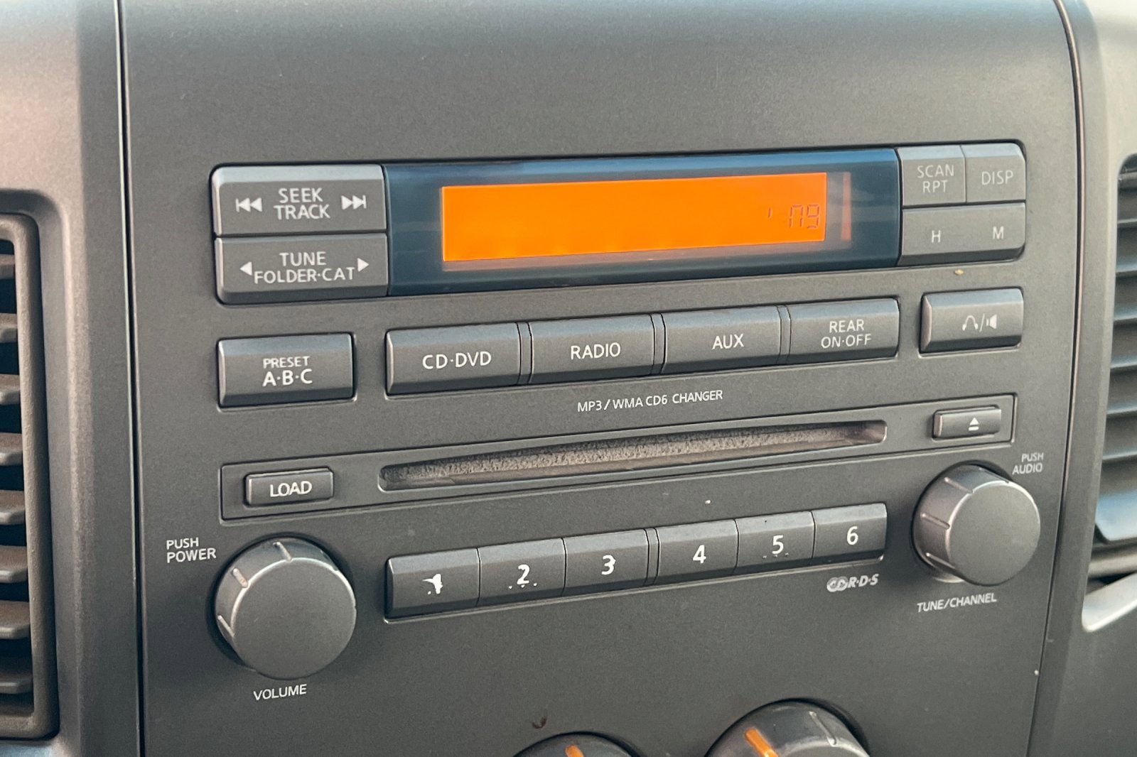 Used 2006 Nissan Titan SE image 14