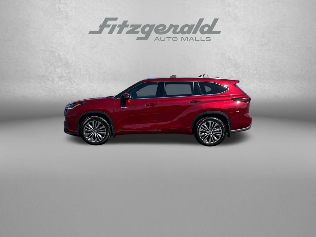 Used 2021 Toyota Highlander Platinum AWD/4WD image 4