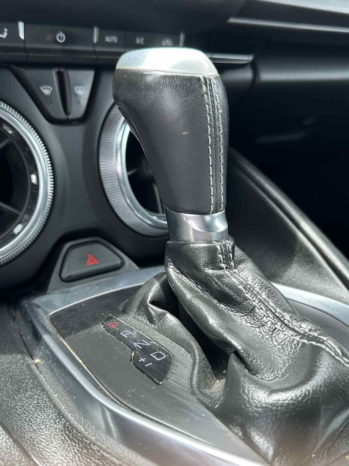 Used 2019 Chevrolet Camaro LT w/ Technology Package RWD image 19
