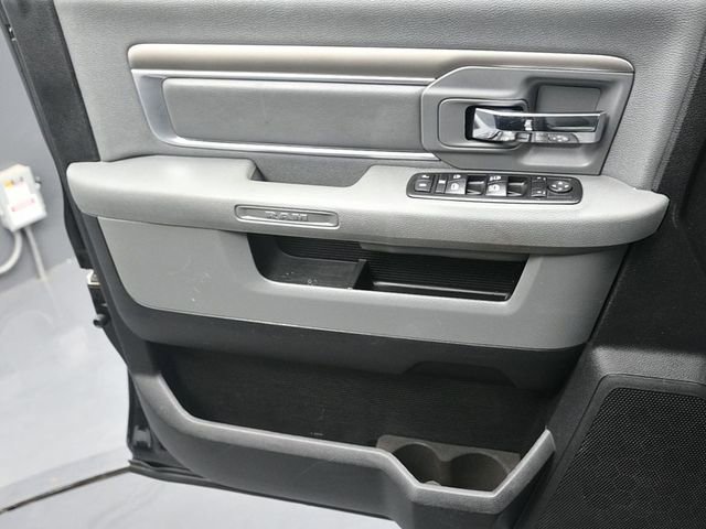 Used 2014 RAM 3500 Big Horn w/ Black Appearance Group image 22