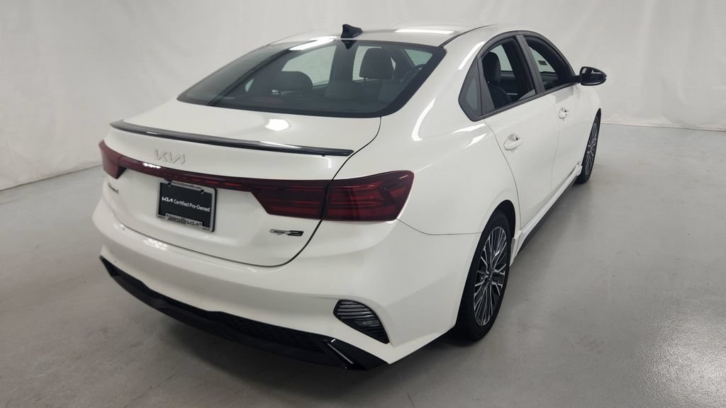 Used 2023 Kia Forte GT-Line FWD image 3