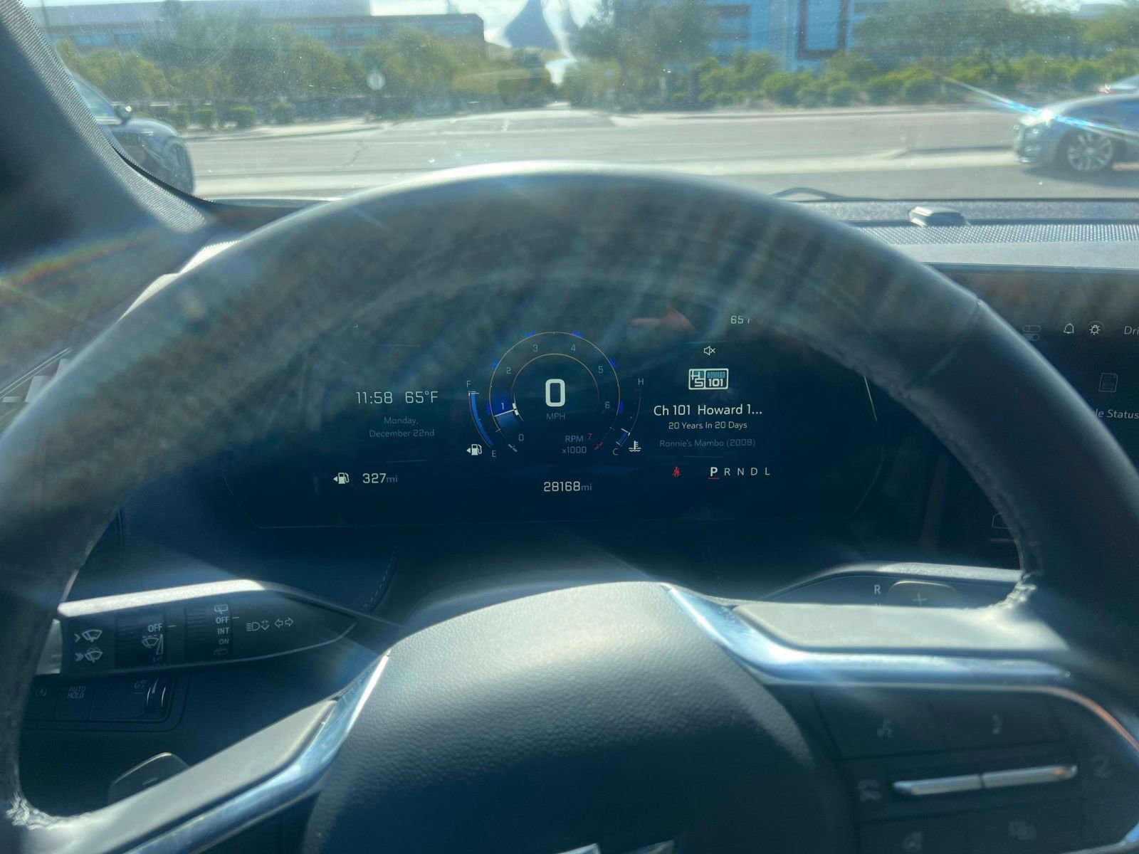 Used 2025 Chevrolet Equinox LT image 40