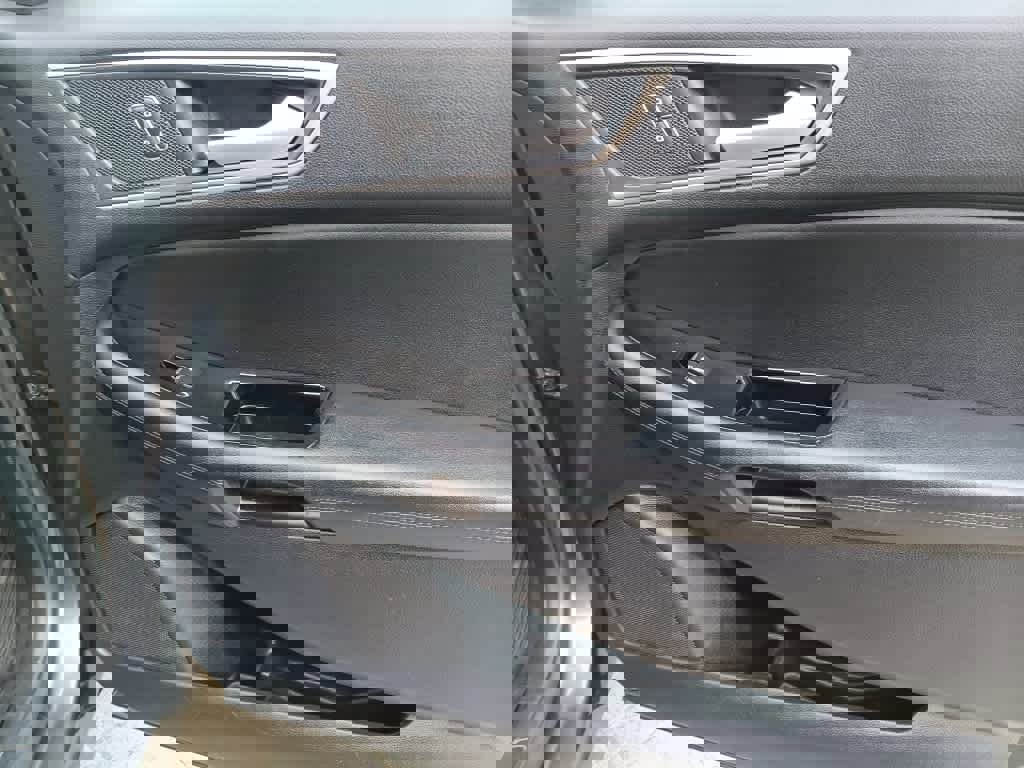 Used 2020 Ford Edge SEL w/ Cold Weather Package image 27