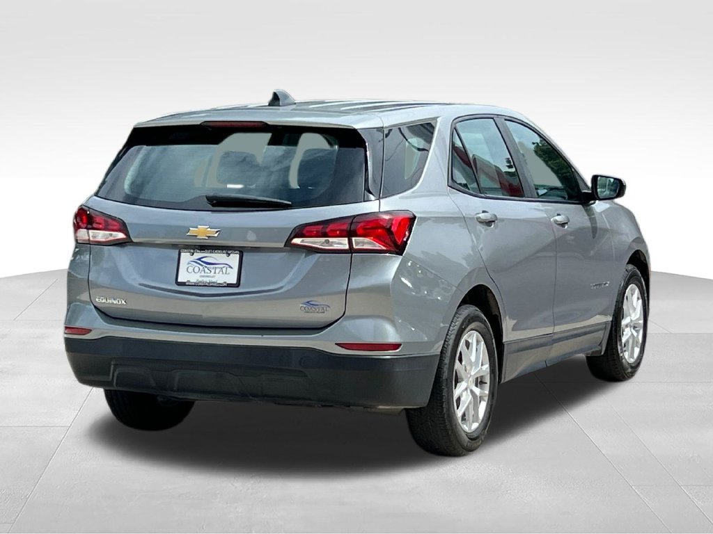 Used 2023 Chevrolet Equinox LS FWD image 10