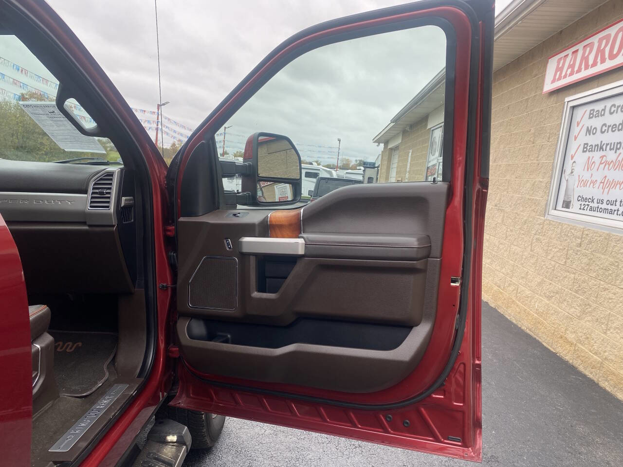 Used 2017 Ford F250 King Ranch w/ FX4 Off-Road Package image 34