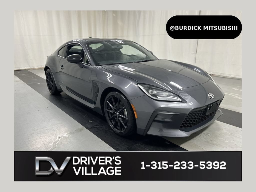 Used 2026 Toyota GR86 Premium w/ ALL Weather Mat Package (TMS) RWD image 1