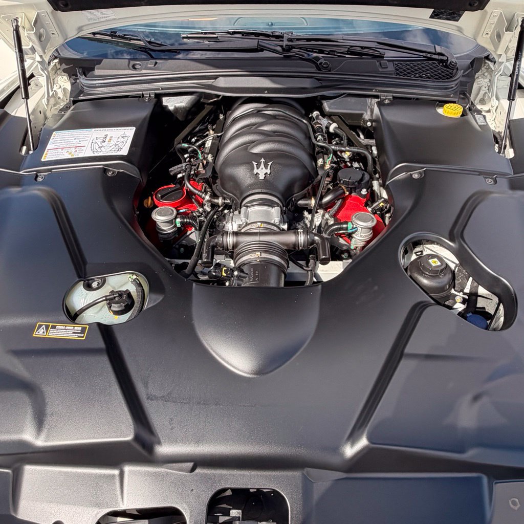 Used 2014 Maserati GranTurismo Convertible RWD image 28