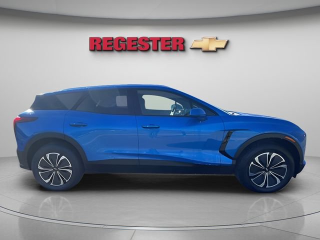 Used 2025 Chevrolet Blazer EV LT w/ Super Cruise Package AWD/4WD image 7