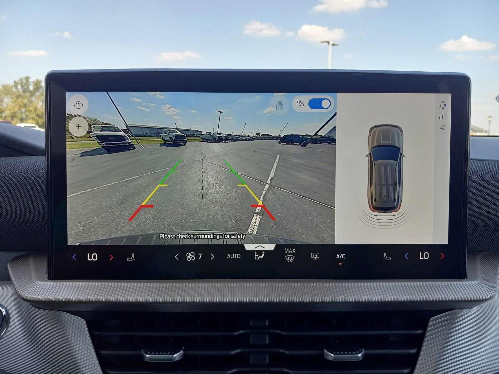 New 2025 Ford Explorer Active image 22