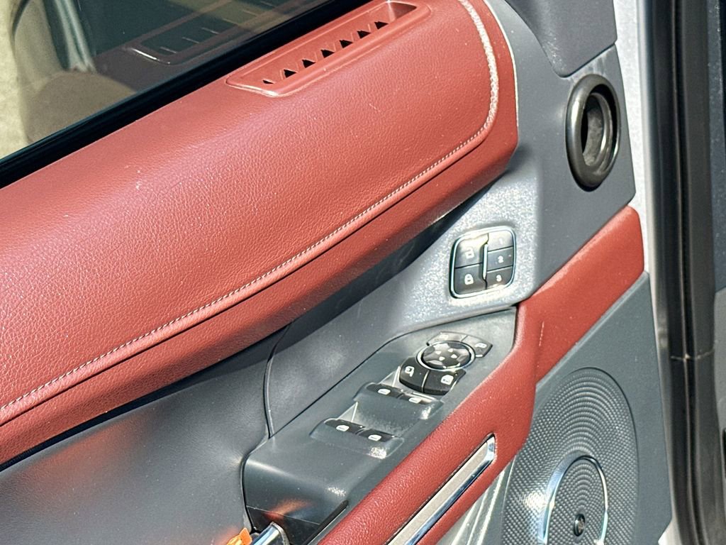 Used 2022 Ford Expedition Limited image 18