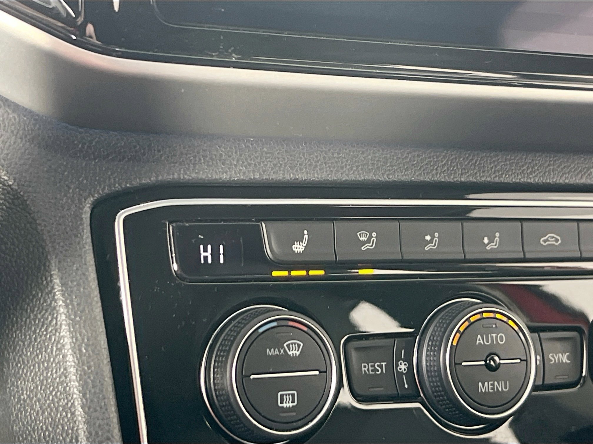 Used 2023 Volkswagen Atlas SEL image 20