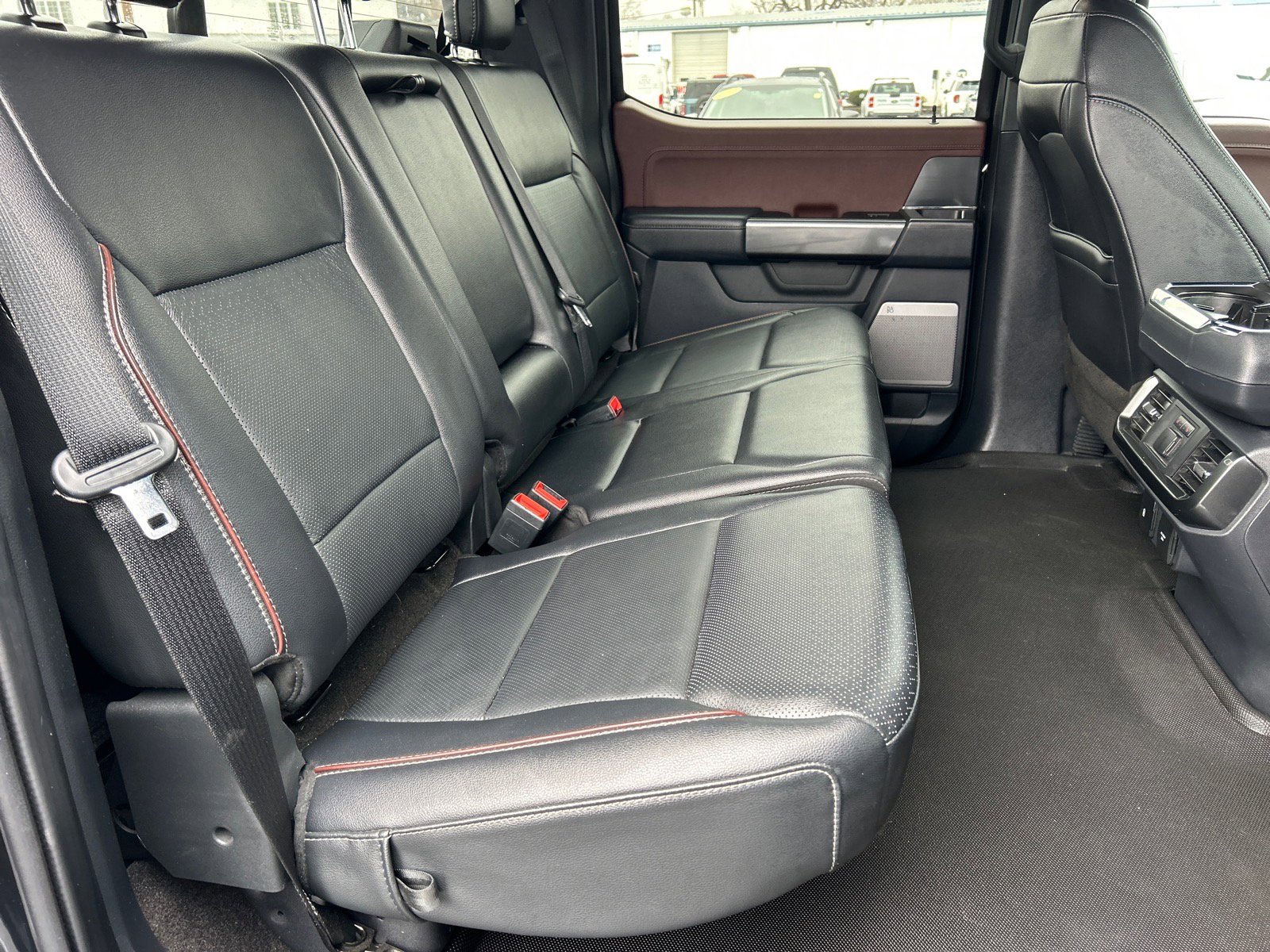 Certified 2021 Ford F150 Lariat w/ Equipment Group 502A High image 19