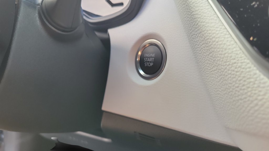 New 2026 Toyota Corolla SE FWD image 24