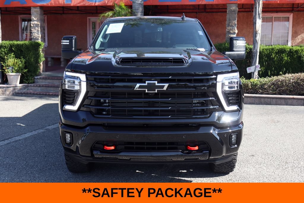 Used 2025 Chevrolet Silverado 2500 LT w/ Trail Boss Package AWD/4WD image 3