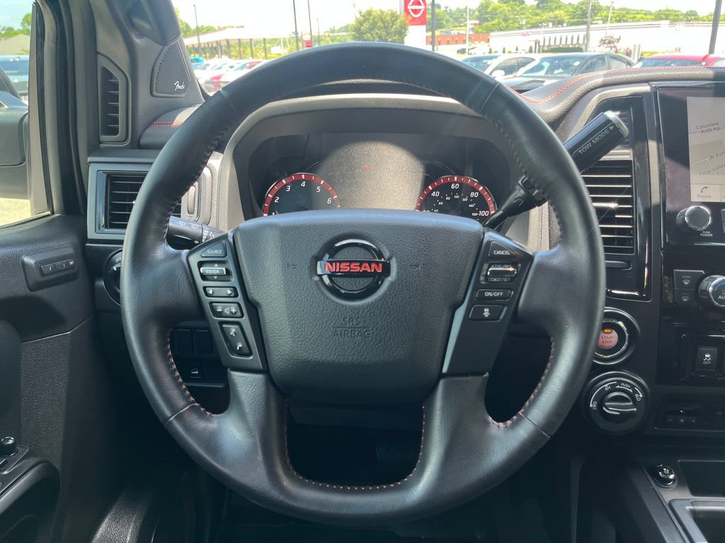 Used 2022 Nissan Titan PRO-4X w/ Pro-4x Convenience Package AWD/4WD image 23