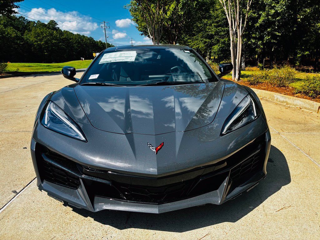 New 2027 Chevrolet Corvette Z06 w/ Battery Protection Package RWD image 2