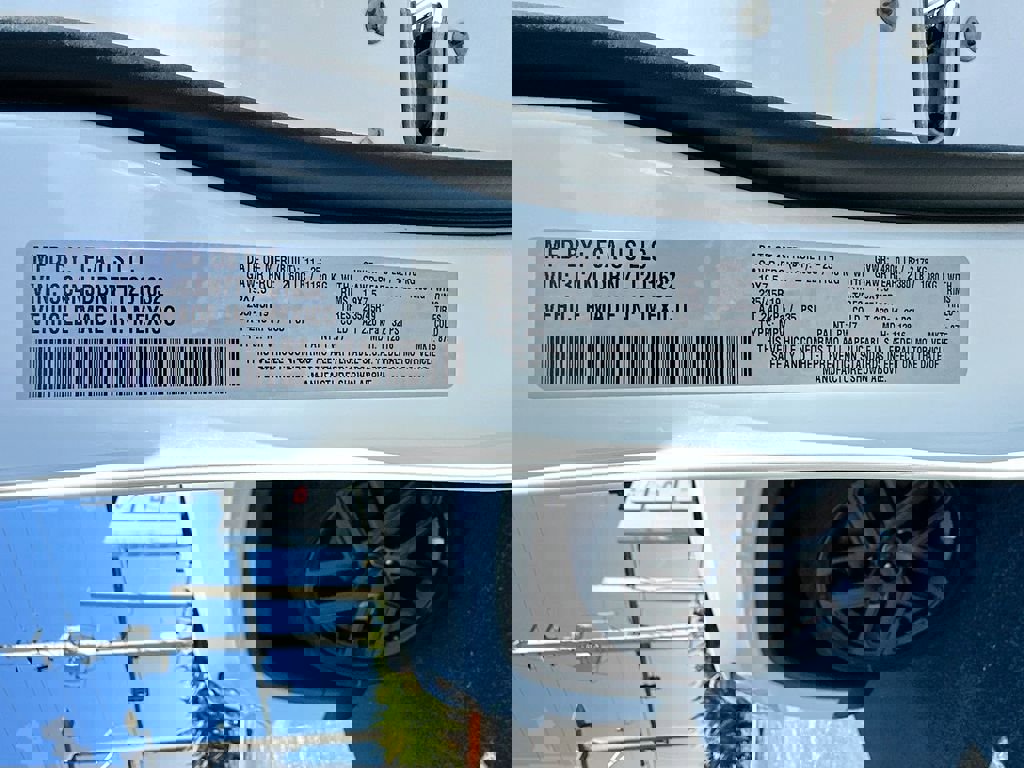 New 2026 Jeep Compass Latitude image 39