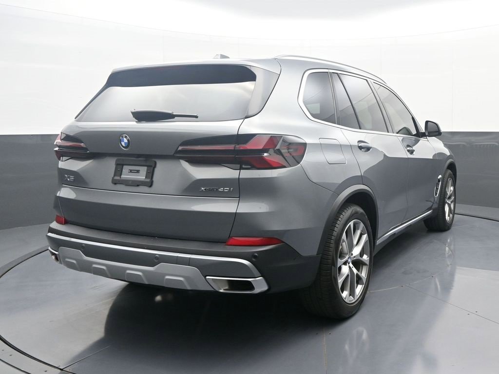 Used 2024 BMW X5 xDrive40i w/ Premium Package image 7