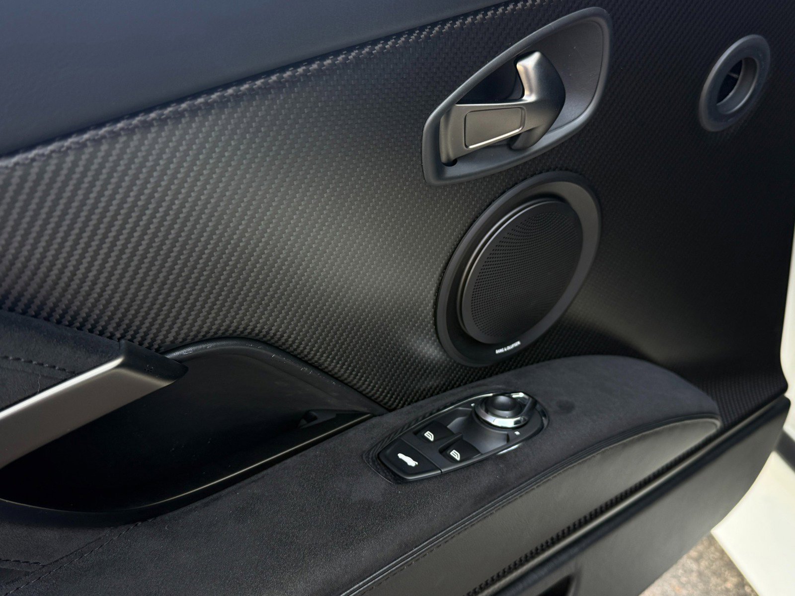 Used 2019 Aston Martin DBS Superleggera RWD image 40