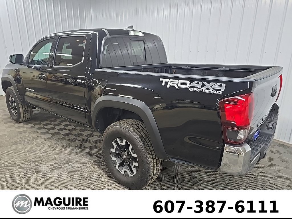 Used 2019 Toyota Tacoma TRD Off-Road AWD/4WD image 9