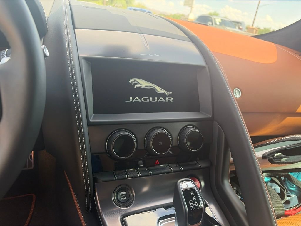 Used 2024 Jaguar F-TYPE Coupe AWD image 11