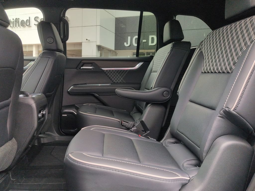 New 2026 GMC Acadia Denali w/ Super Cruise Package AWD/4WD image 15