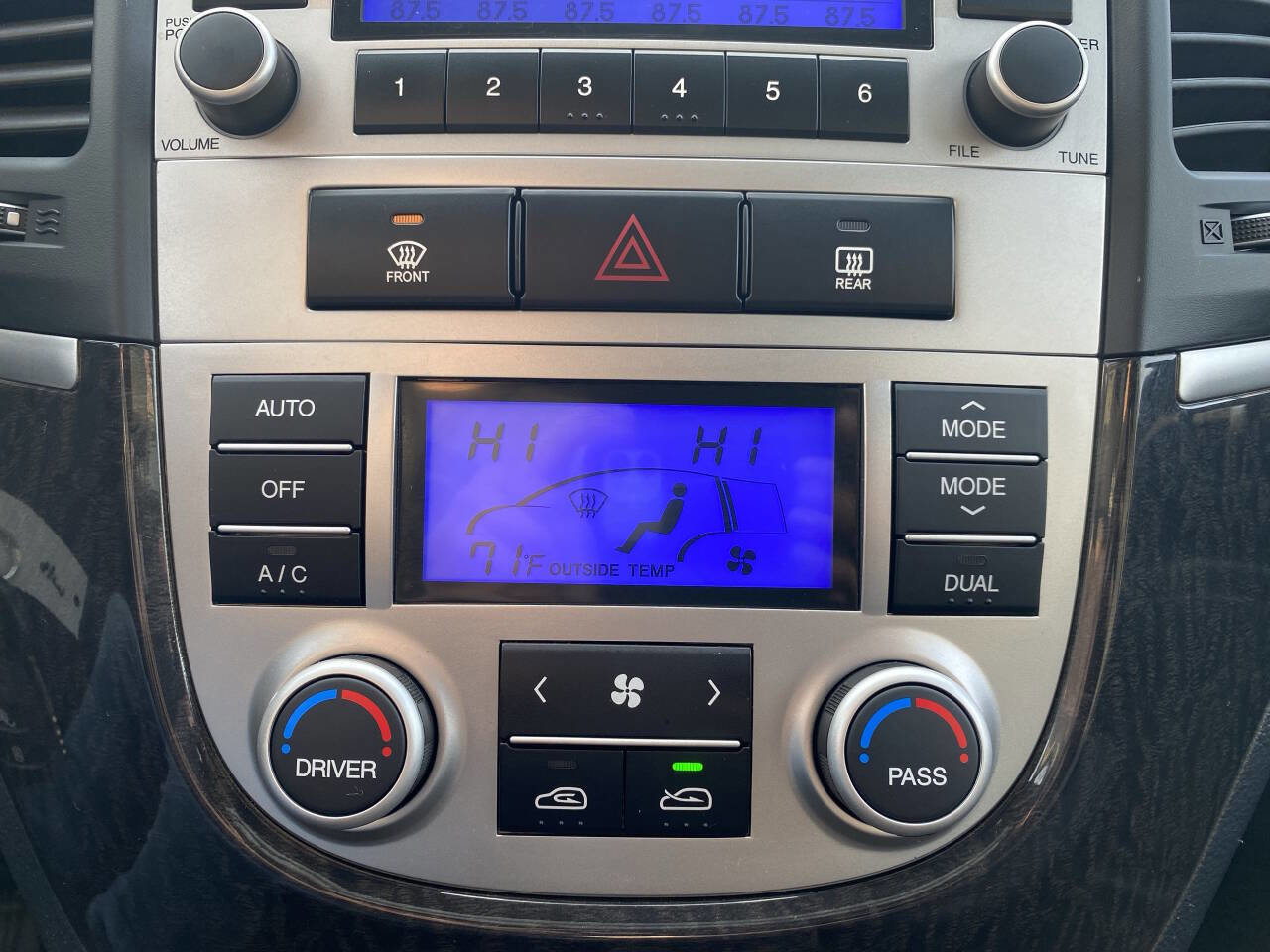 Used 2009 Hyundai Santa Fe Limited AWD/4WD image 26