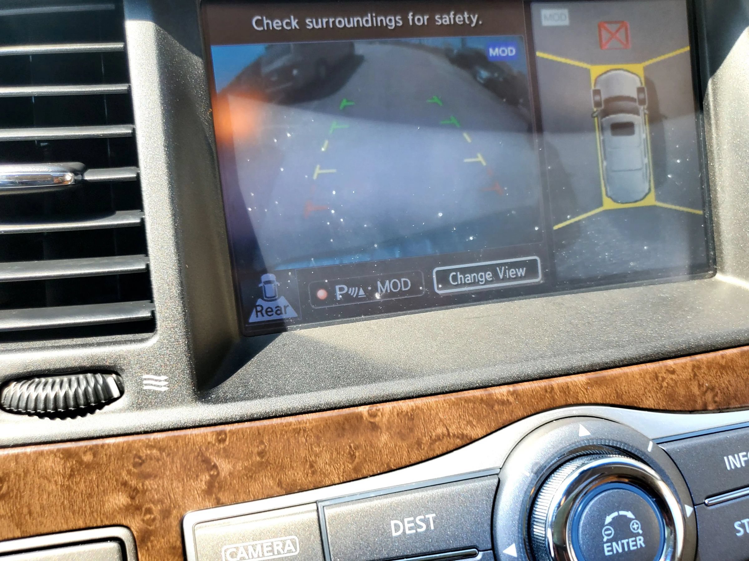 Used 2016 INFINITI QX80 4WD w/ Signature Edition Package image 52
