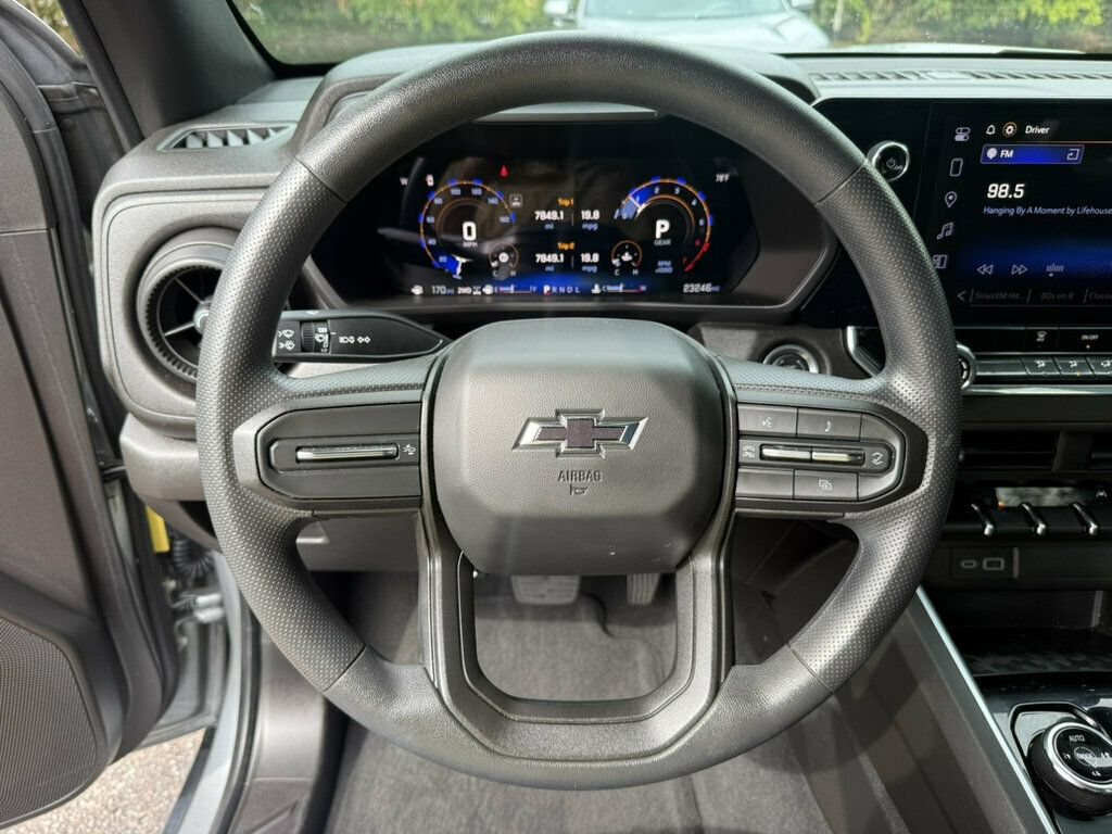 Used 2024 Chevrolet Colorado Trail Boss w/ Advanced Trailering Package AWD/4WD image 5