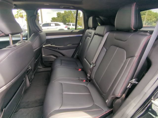 Used 2024 Jeep Wagoneer Launch Edition AWD/4WD image 16