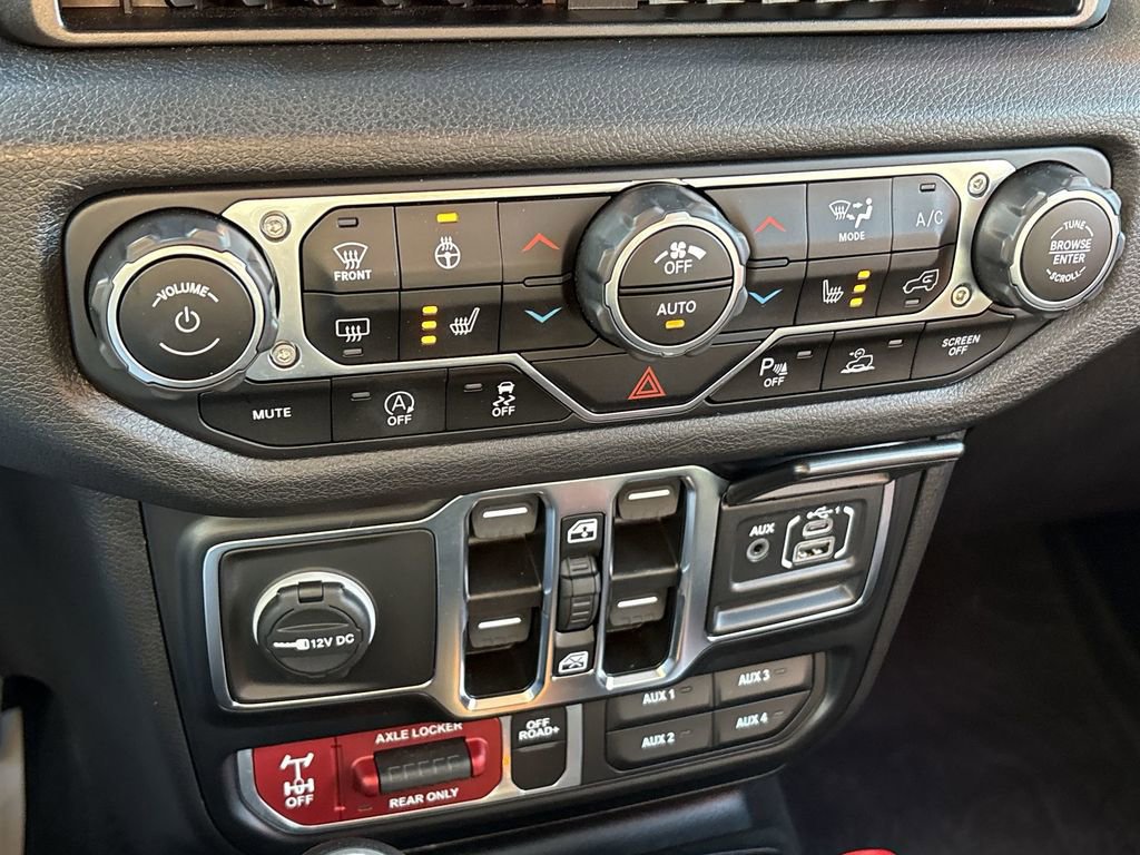 Used 2024 Jeep Wrangler Willys image 20