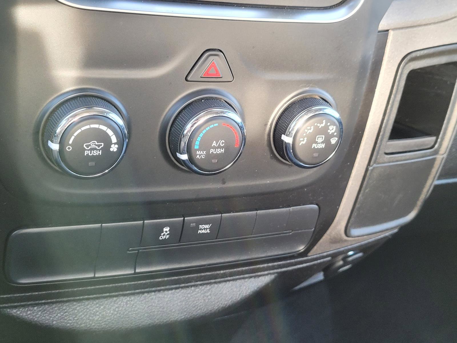 Used 2019 RAM 1500 Tradesman w/ Popular Equipment Group RWD image 15
