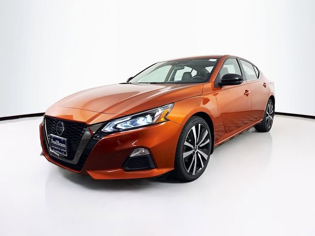 Used 2021 Nissan Altima 2.5 SR w/ SR Premium Package image 3