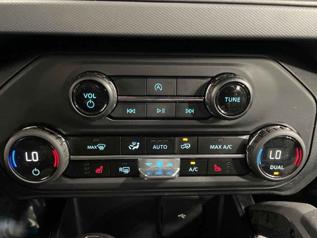 Used 2024 Ford Bronco Big Bend image 40