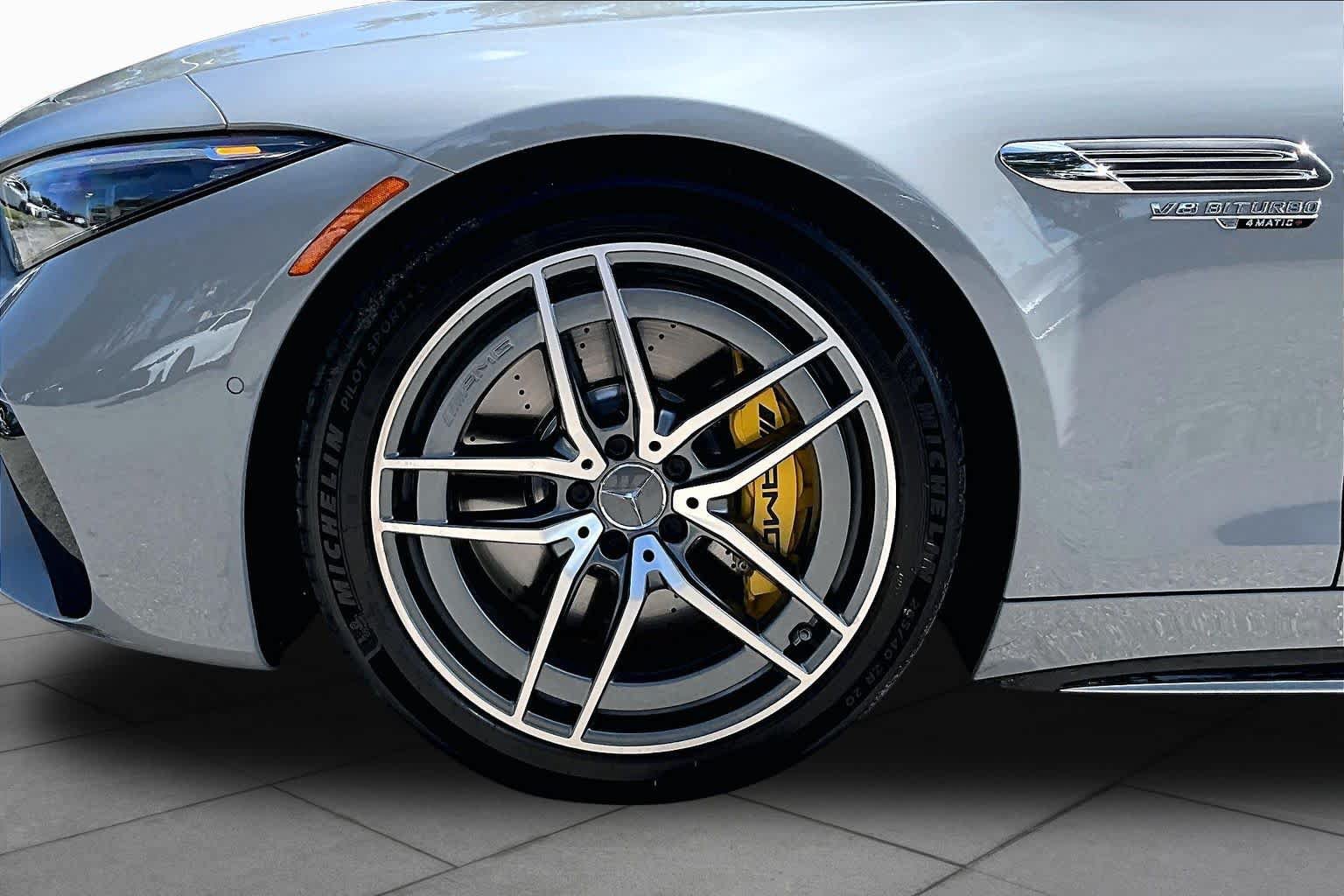 Used 2022 Mercedes-Benz SL 63 AMG 4MATIC image 11