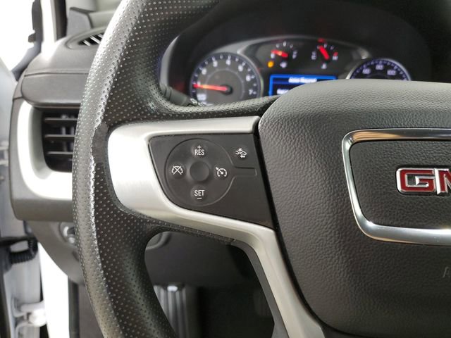 Used 2024 GMC Terrain SLE image 25