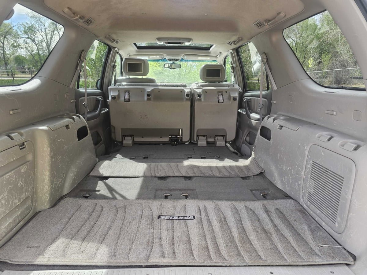 Used 2003 Toyota Sequoia Limited AWD/4WD image 35