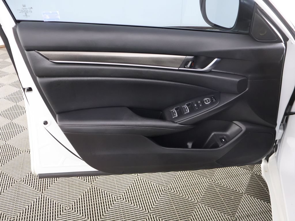 Used 2022 Honda Accord Sport image 19