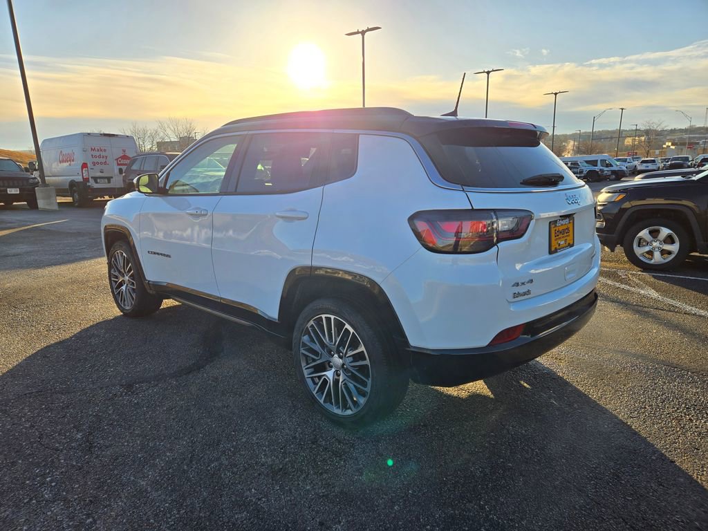 Used 2022 Jeep Compass Limited w/ Elite Group image 6