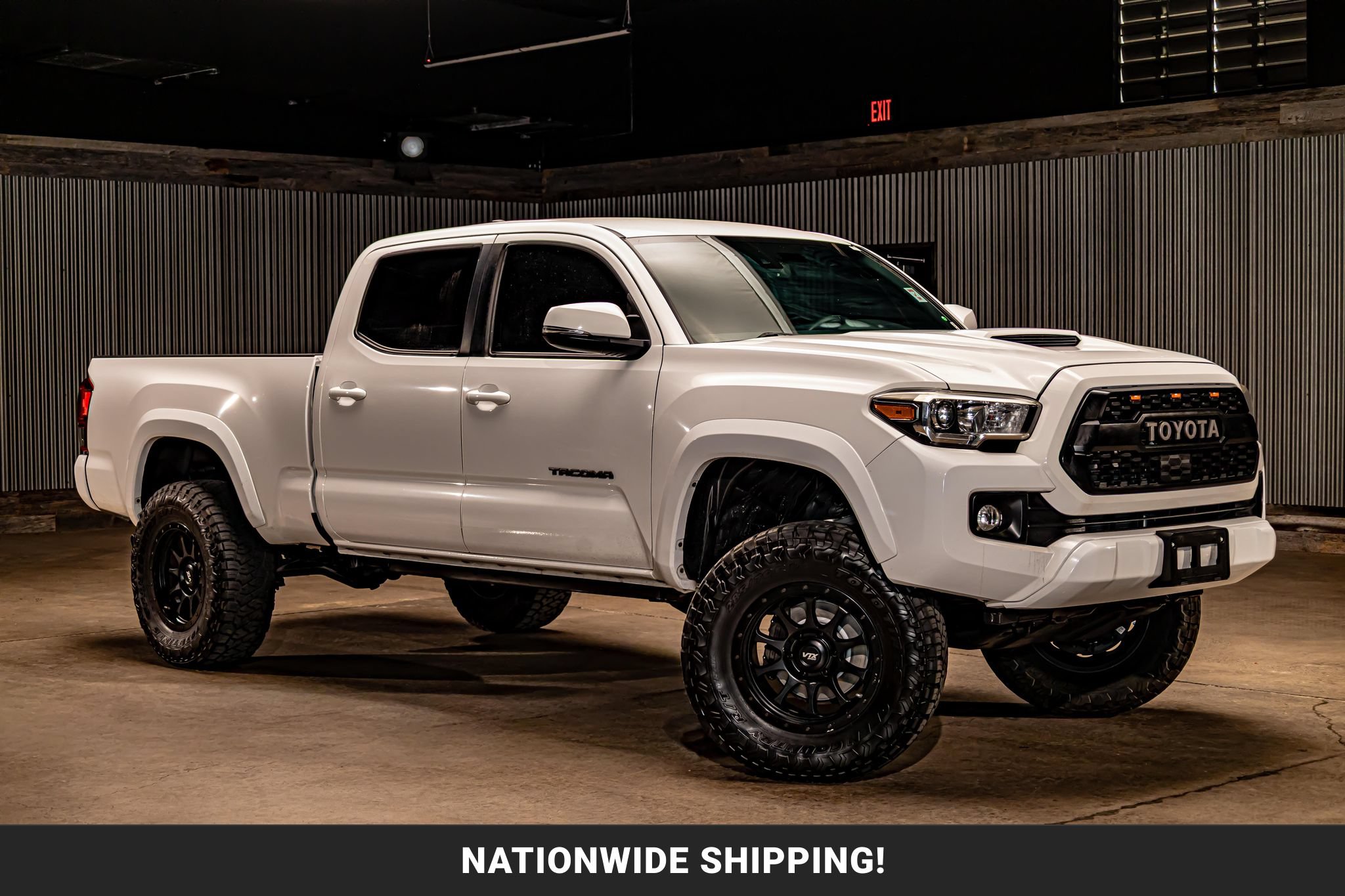 Used 2019 Toyota Tacoma TRD Sport AWD/4WD image 1